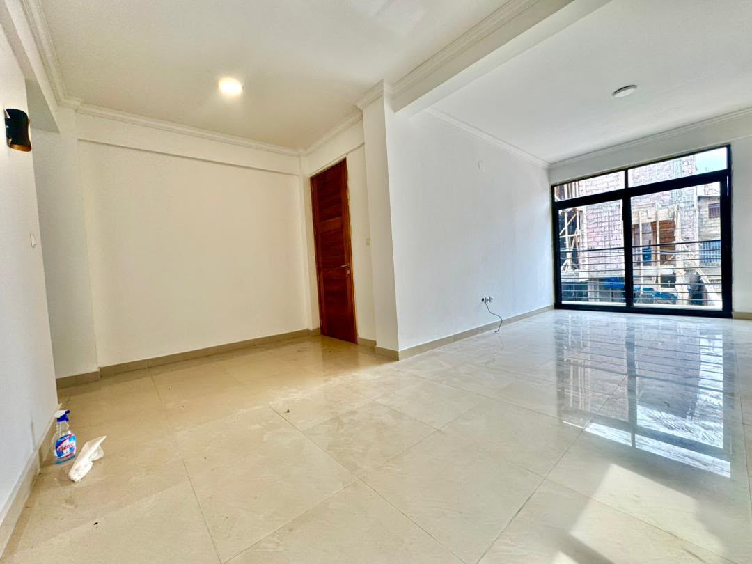 BÂTIMENT À VENDRE – KITAMBO (PROCHE CENTRE-VILLE) 4