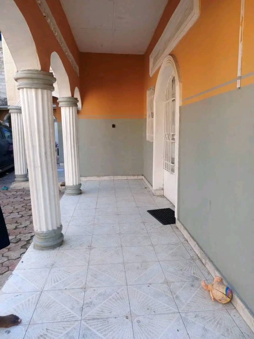 MORCELLEMENT EN DEUX PARTIES D'UNE PARCELLE SITUÉE À LIMETE 8ème RUE BOBOZO 3