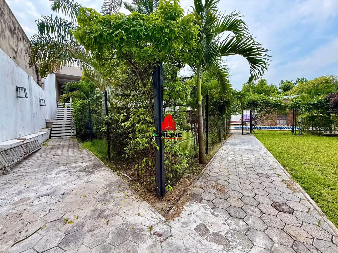 VILLA A VENDRE 8